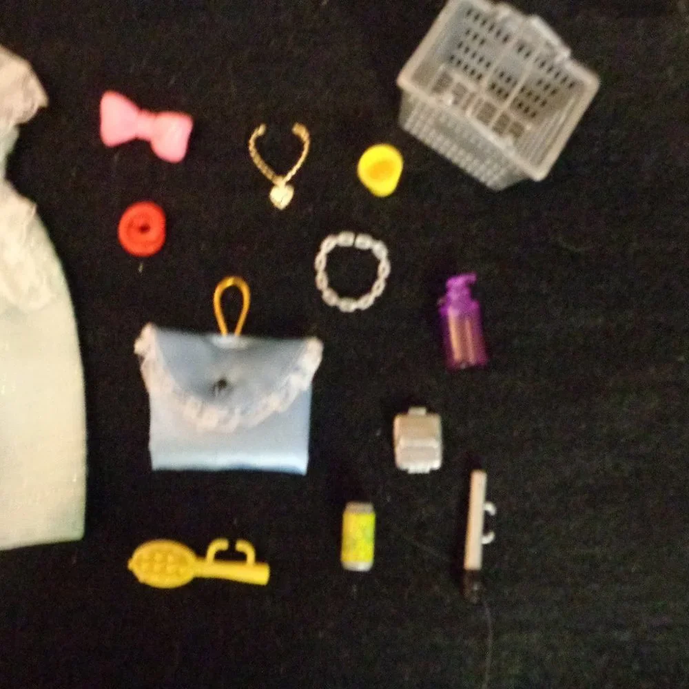 BARBIECORE VINTAGE DRESS & ASSORIES LOT